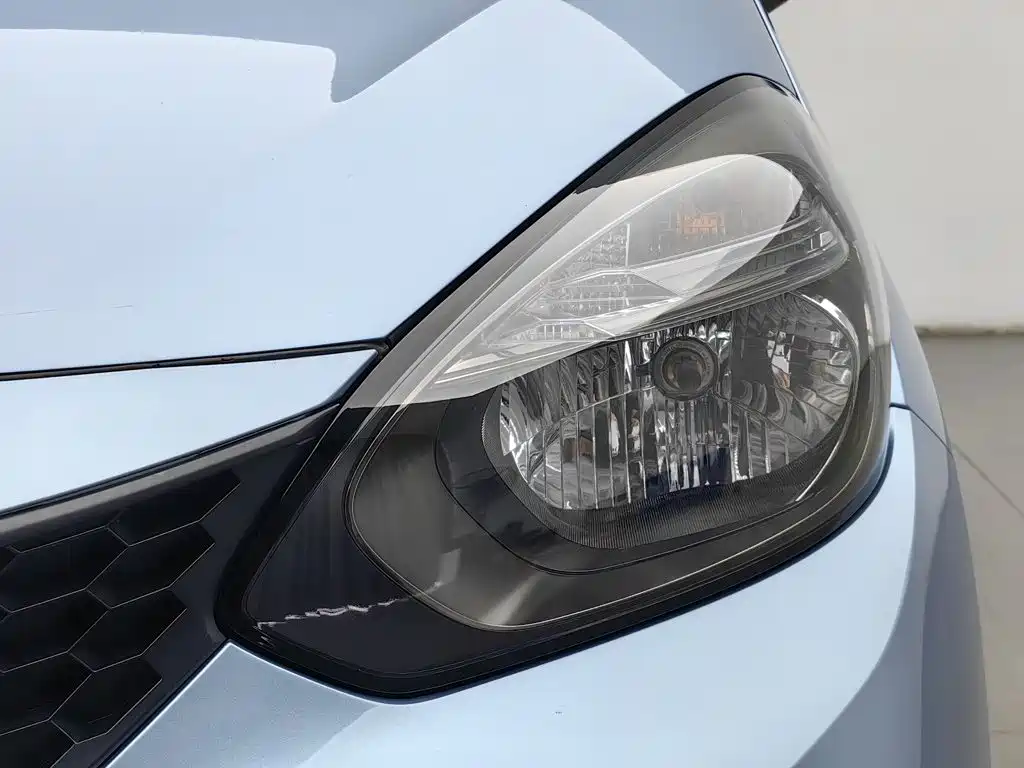 Honda Fit — фото 7