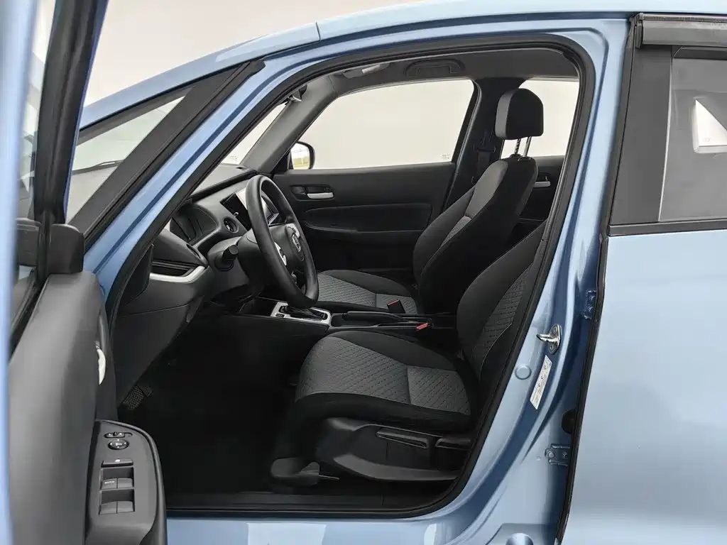 Honda Fit — фото 10