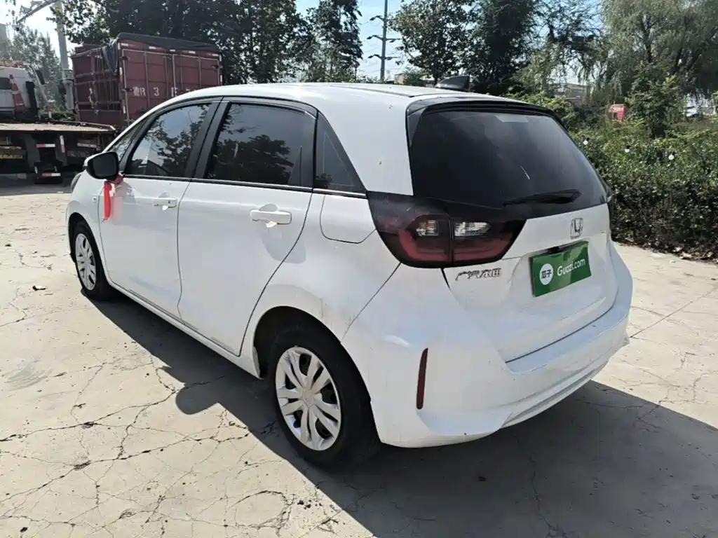 Honda Fit — фото 4