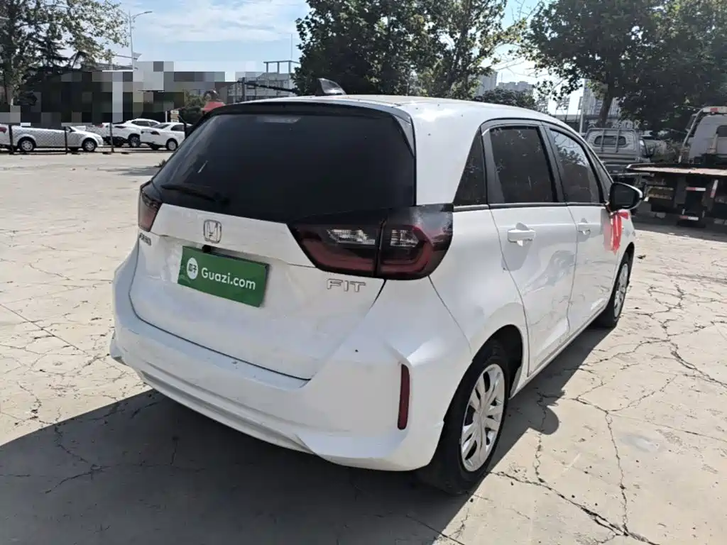 Honda Fit — фото 6