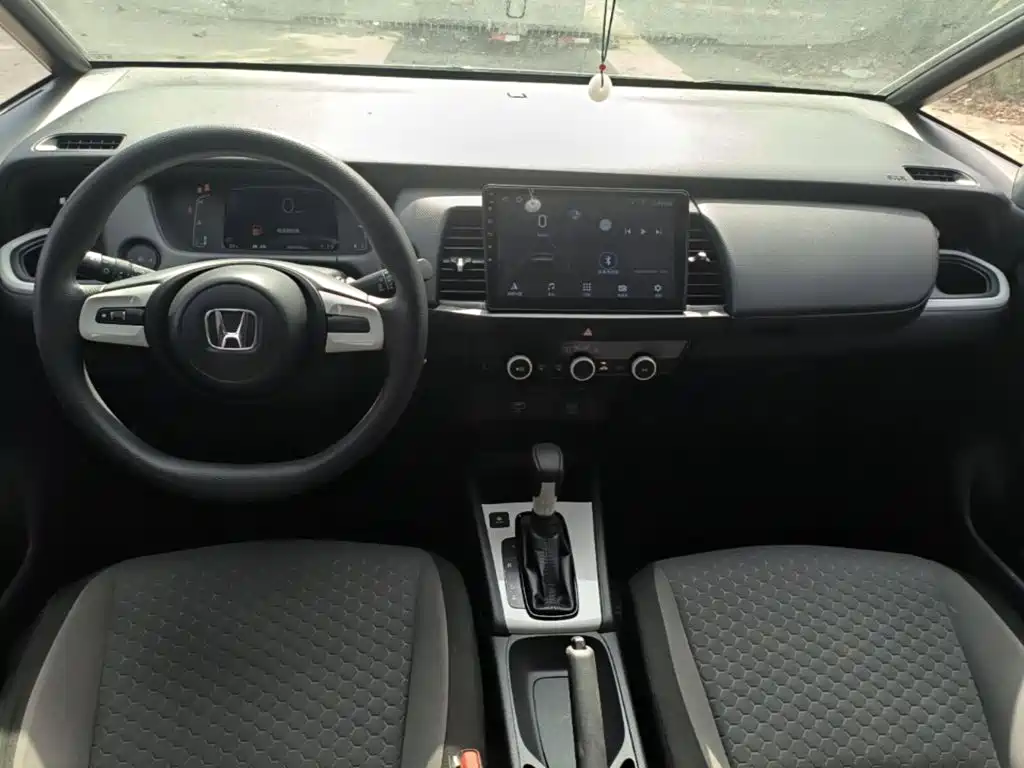 Honda Fit — фото 9
