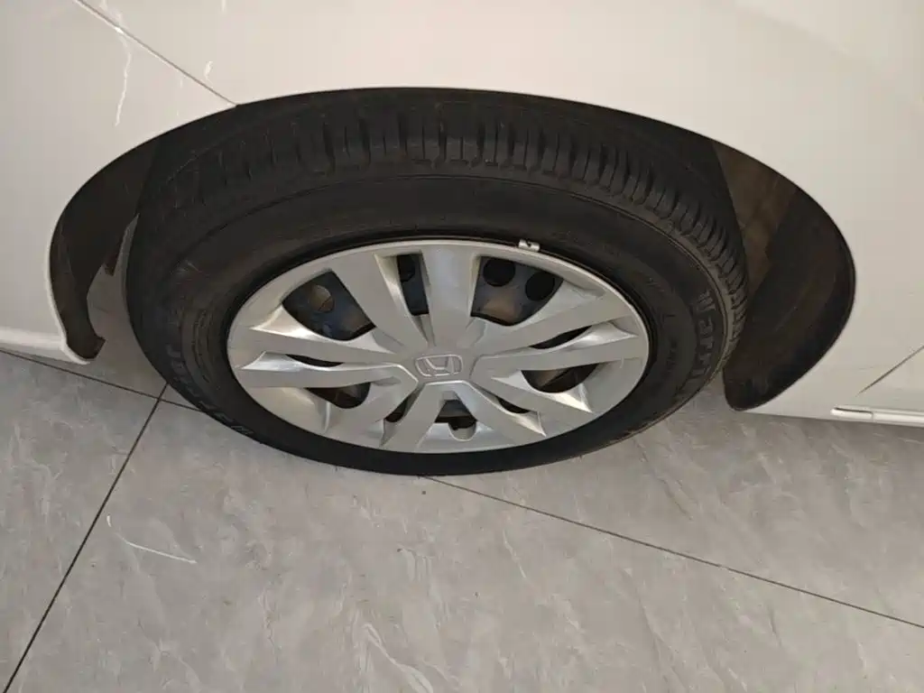 Honda Fit — фото 22