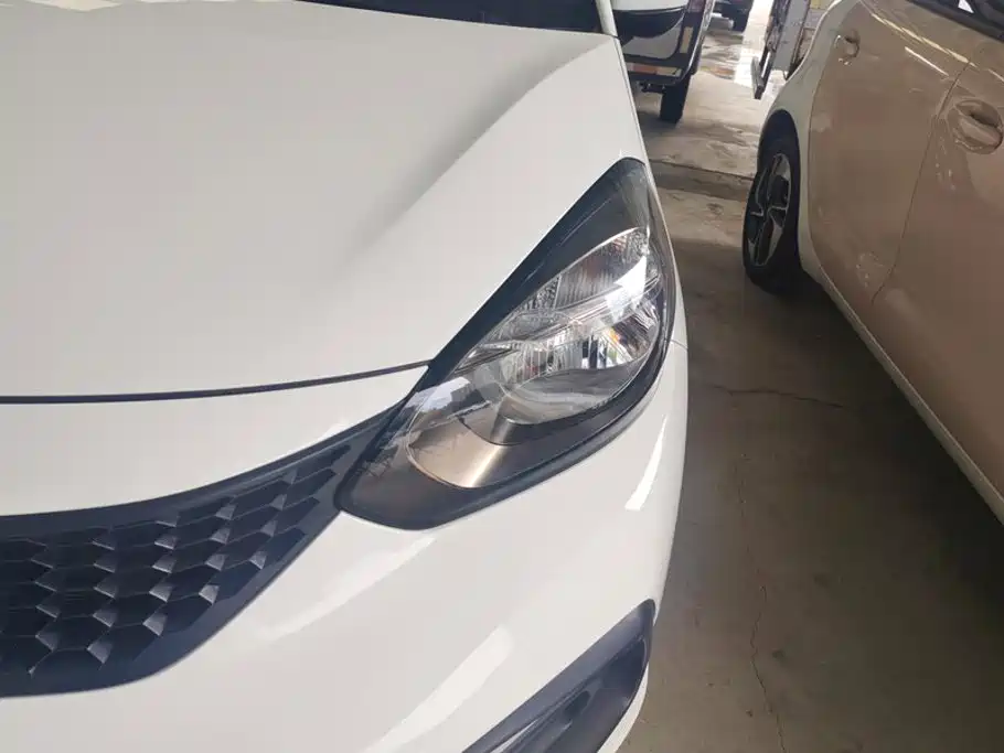 Honda Fit — фото 5
