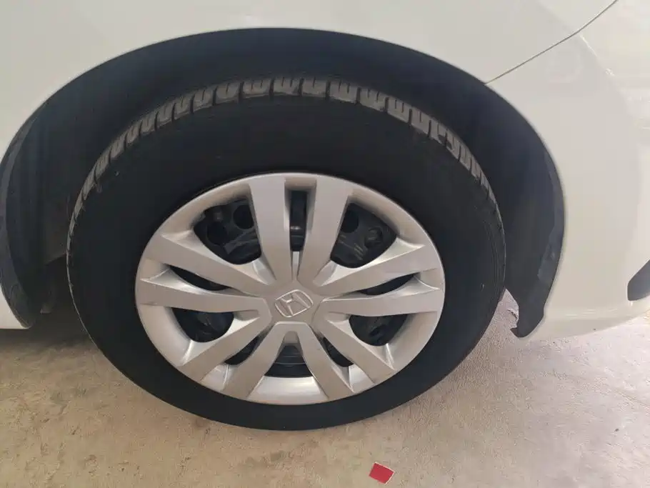 Honda Fit — фото 6