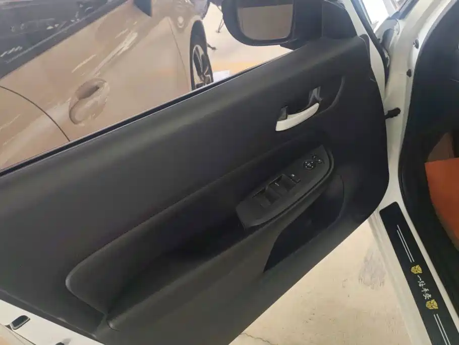 Honda Fit — фото 7