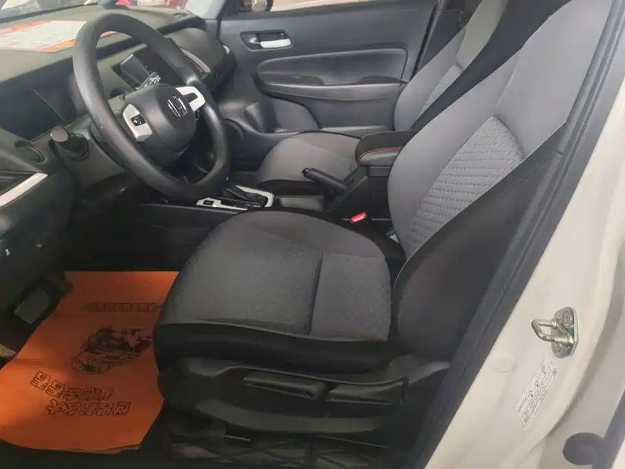 Honda Fit — фото 9