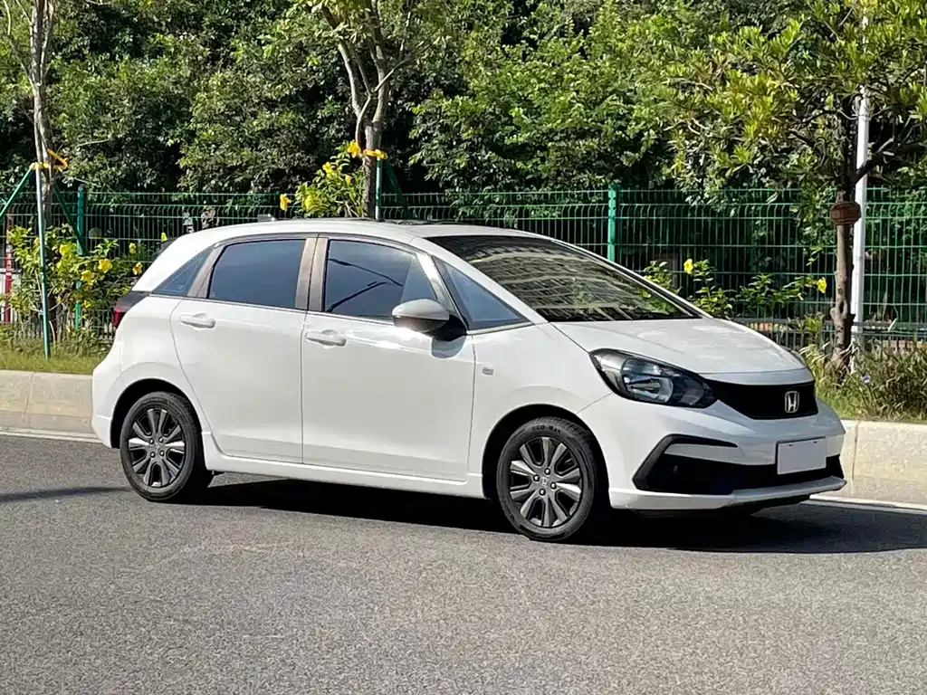 Honda Fit — фото 3