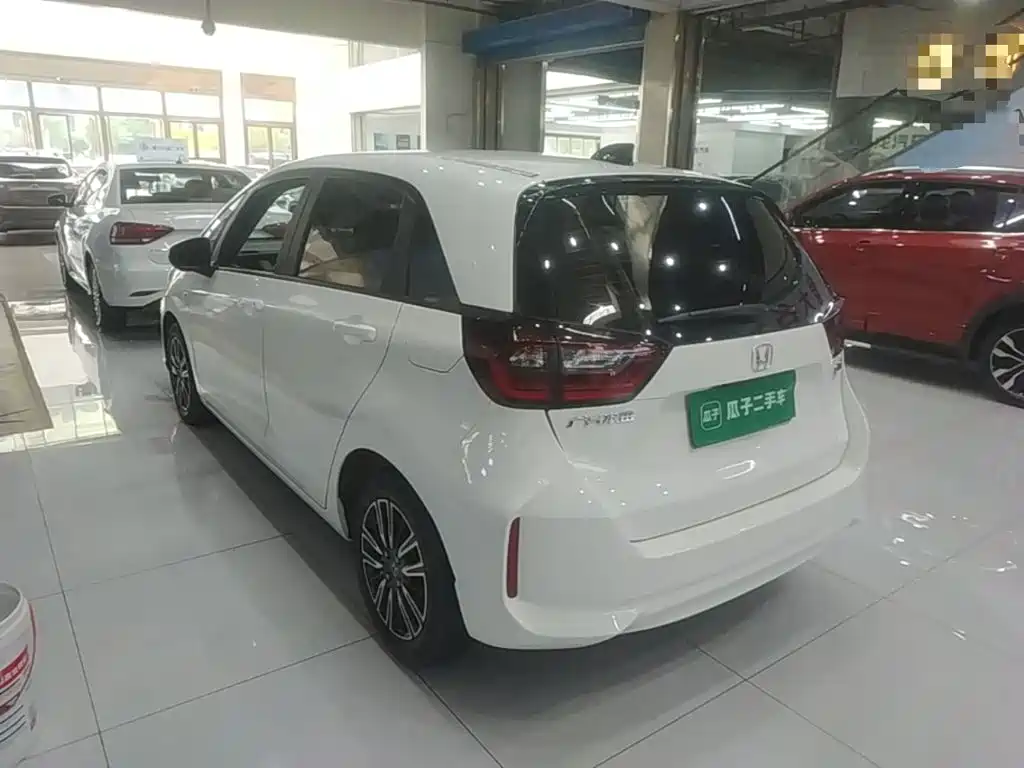 Honda Fit — фото 4