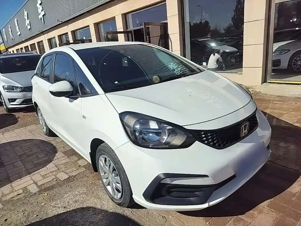 Honda Fit — фото 3