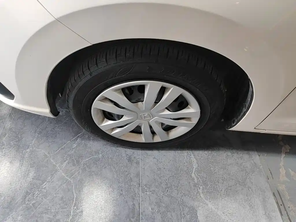 Honda Fit — фото 22