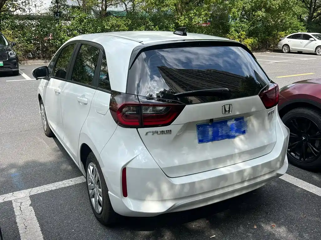 Honda Fit — фото 2