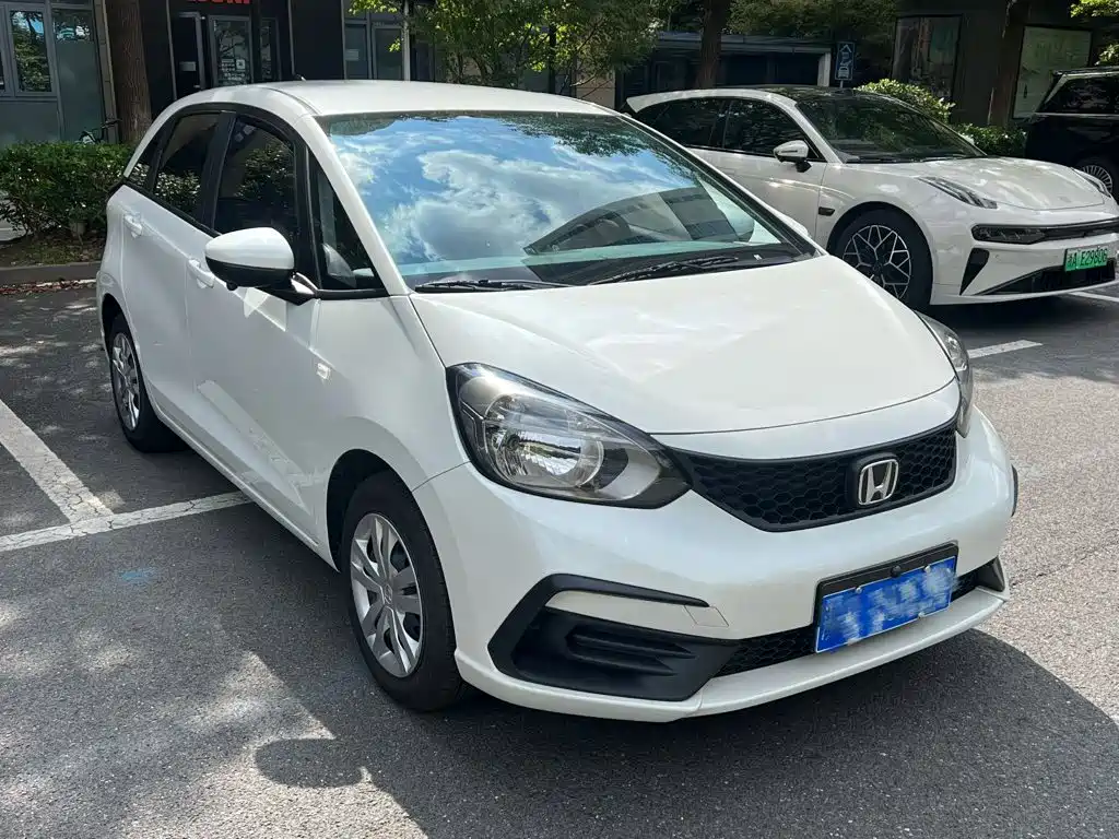 Honda Fit — фото 3