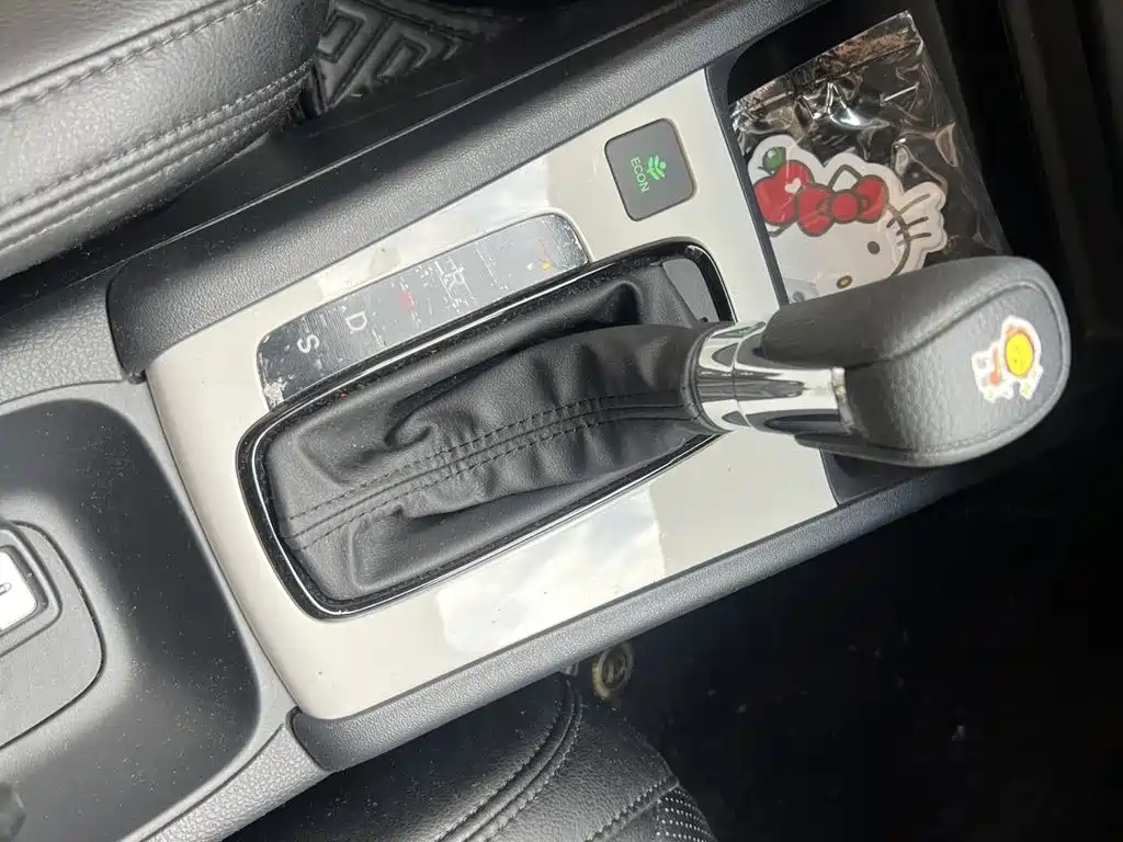 Honda Fit — фото 8