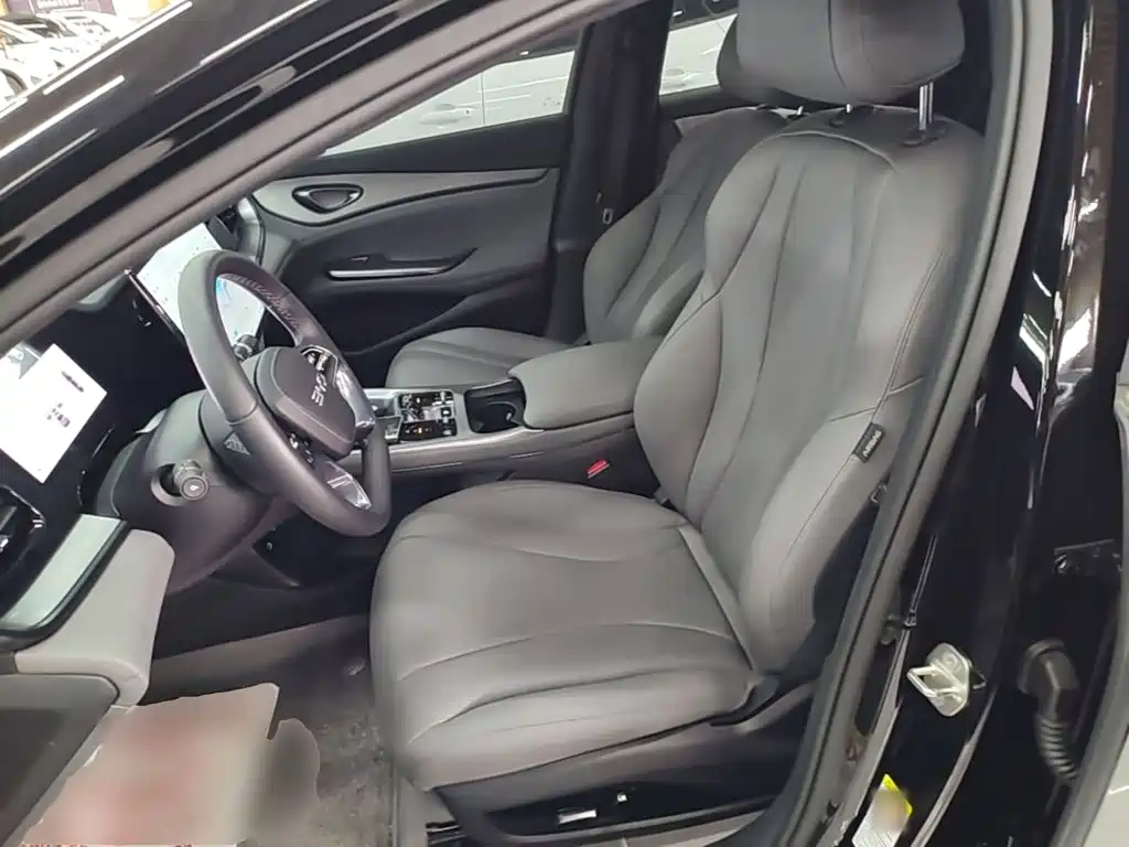 BYD Seal 07 DM-i — фото 15