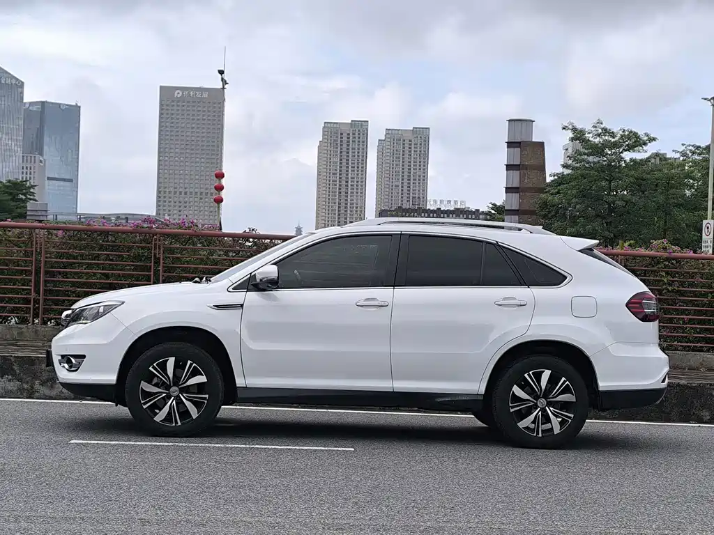 BYD S7 — фото 7