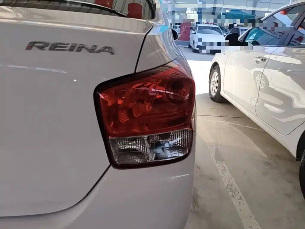 Hyundai Verna — фото 7