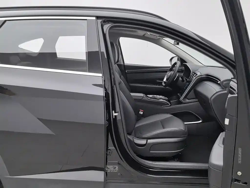 Hyundai Tucson — фото 23