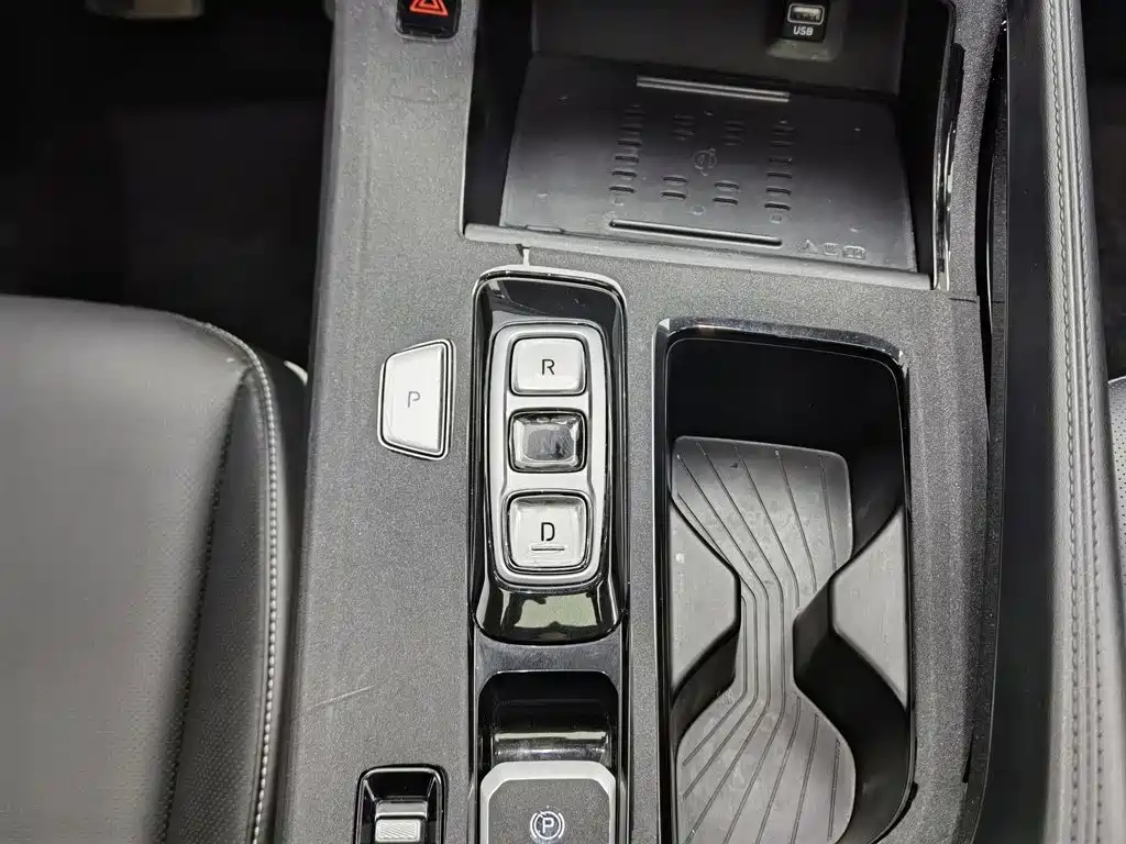 Hyundai Custo — фото 13