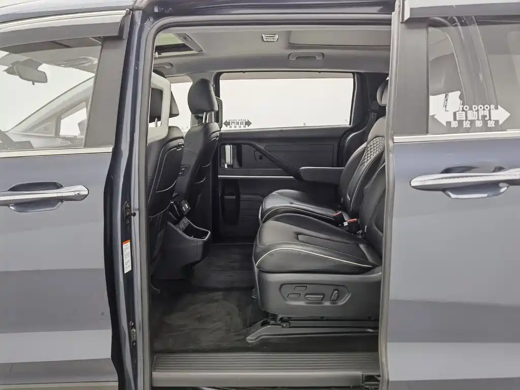 Hyundai Custo — фото 15