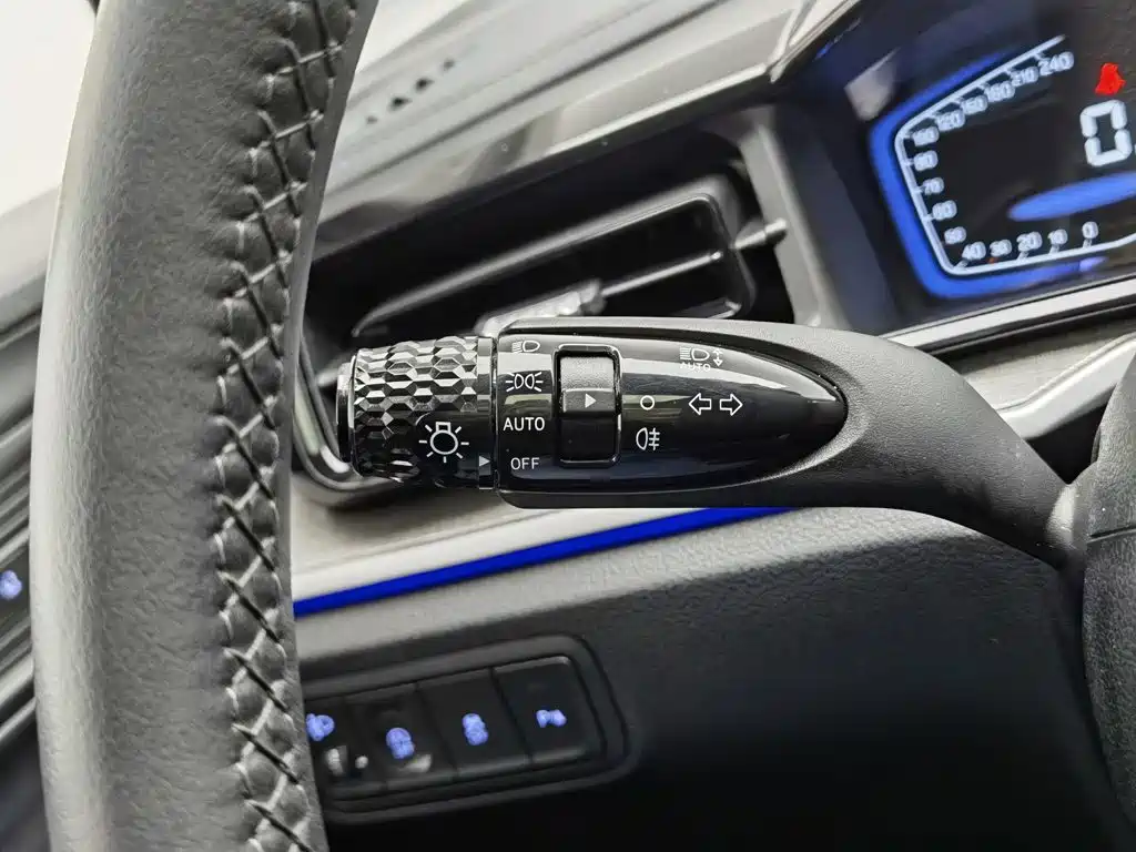 Hyundai Custo — фото 21