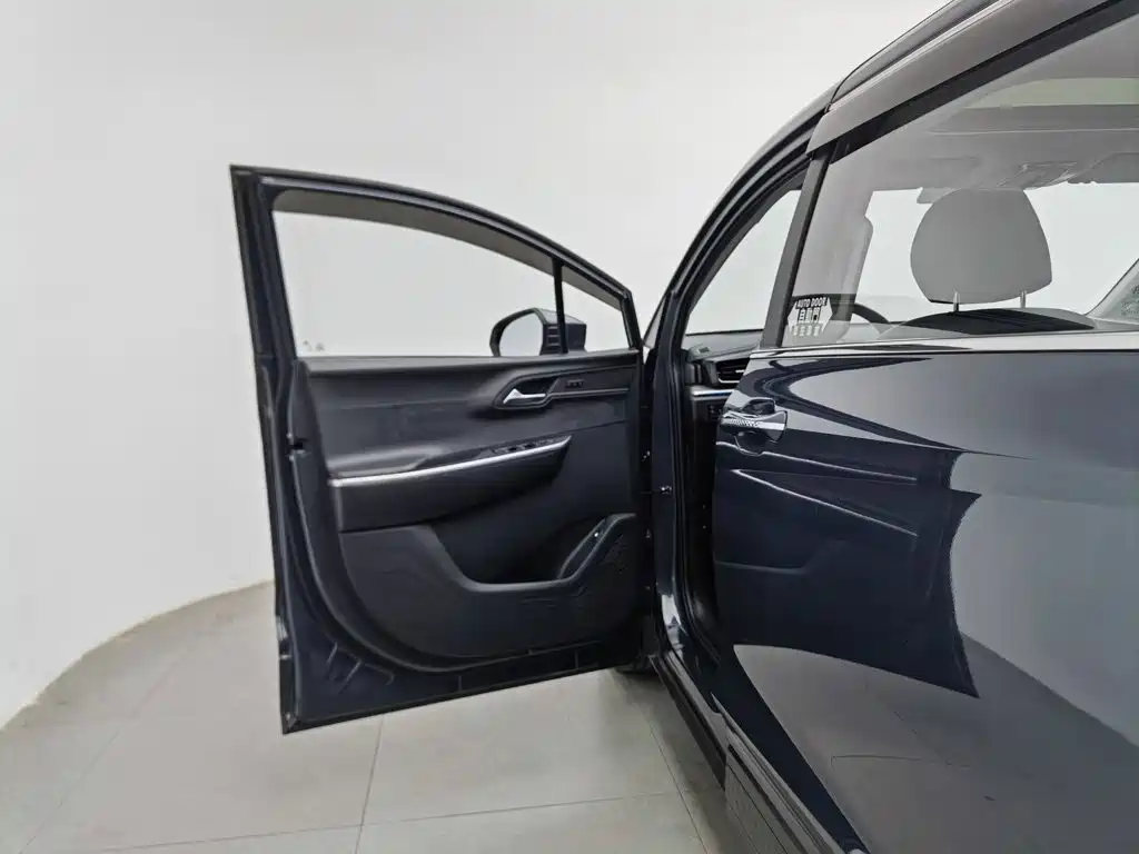 Hyundai Custo — фото 8