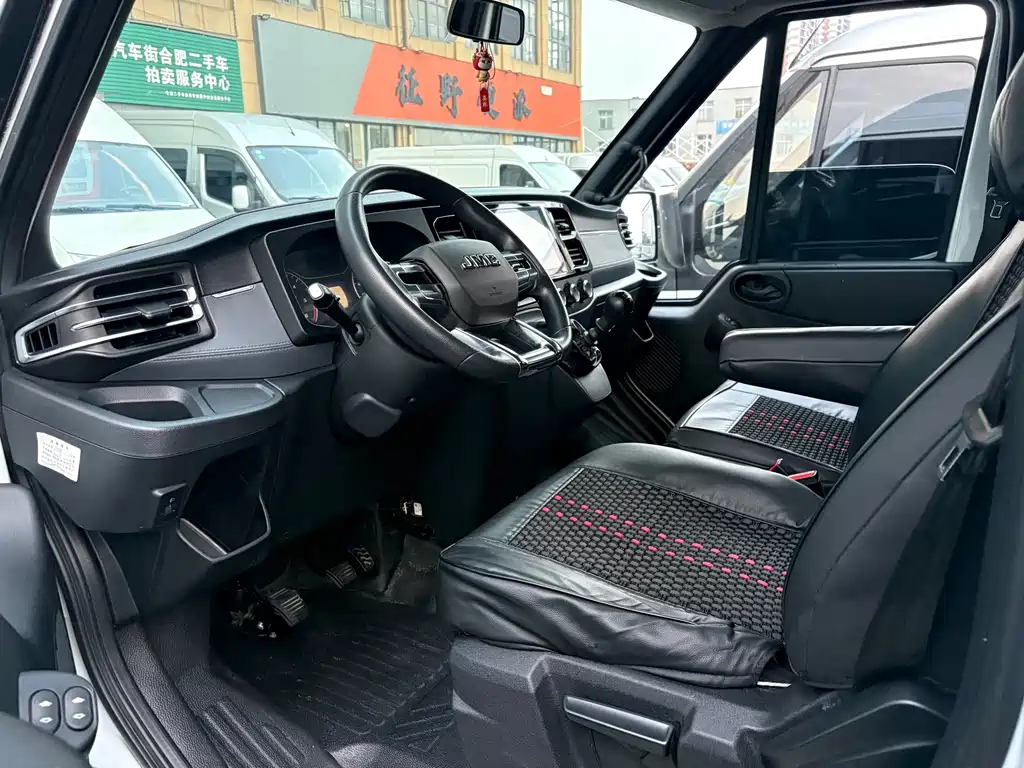 JMC JMC Fushun — фото 4