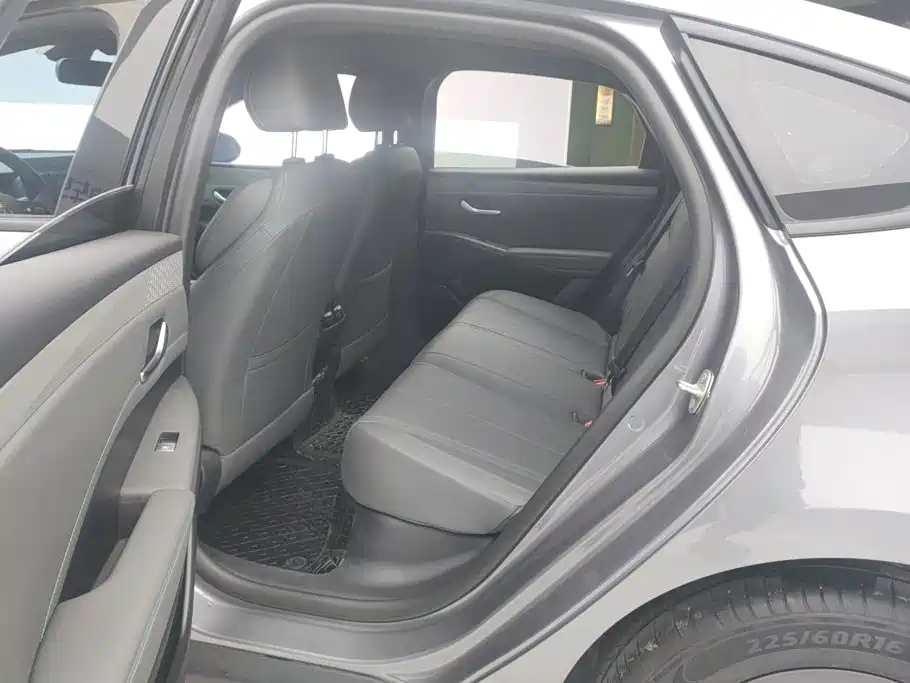 BYD Qin PLUS — фото 11