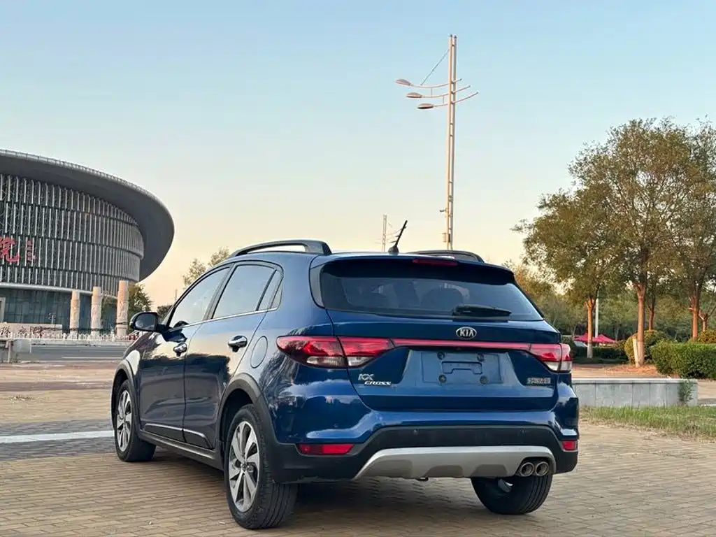 Kia KX Cross — фото 6