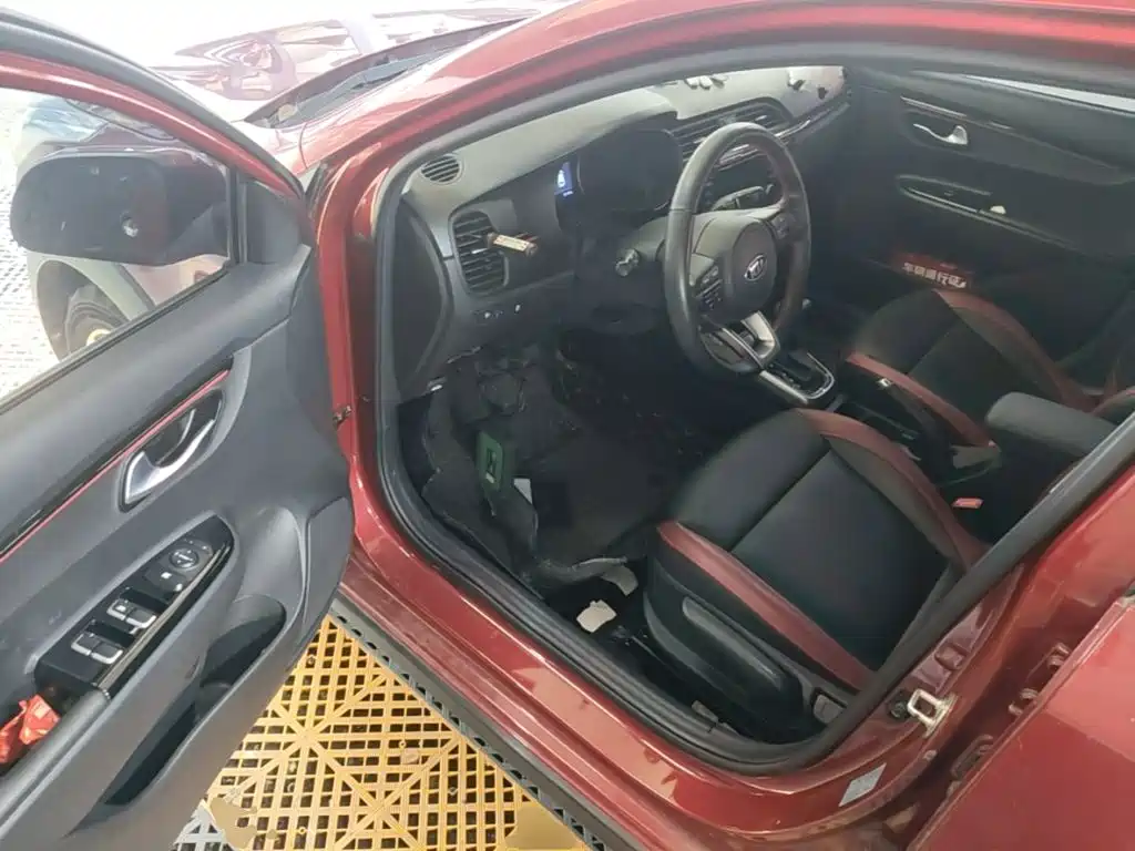 Kia KX Cross — фото 15