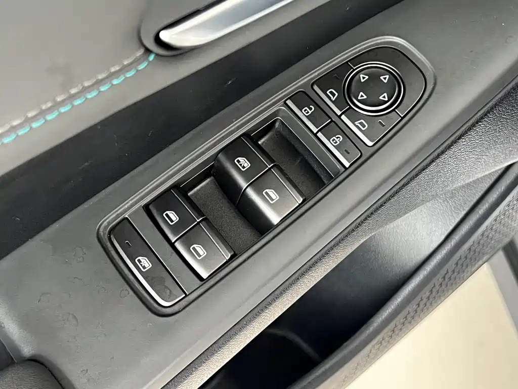 BYD Qin PLUS — фото 14