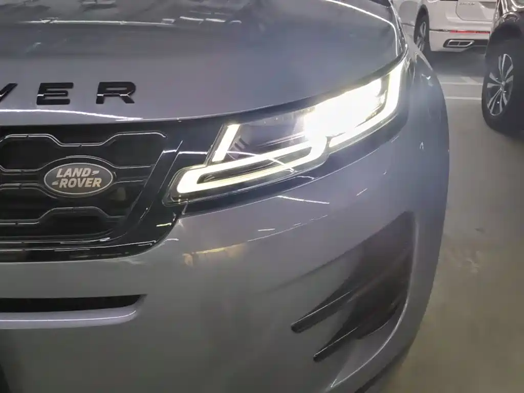 Land Rover Evoque — фото 23