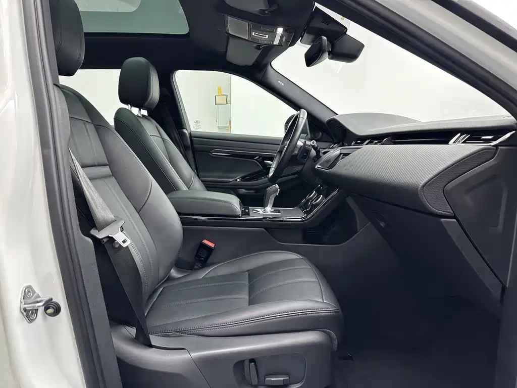Land Rover Evoque — фото 11