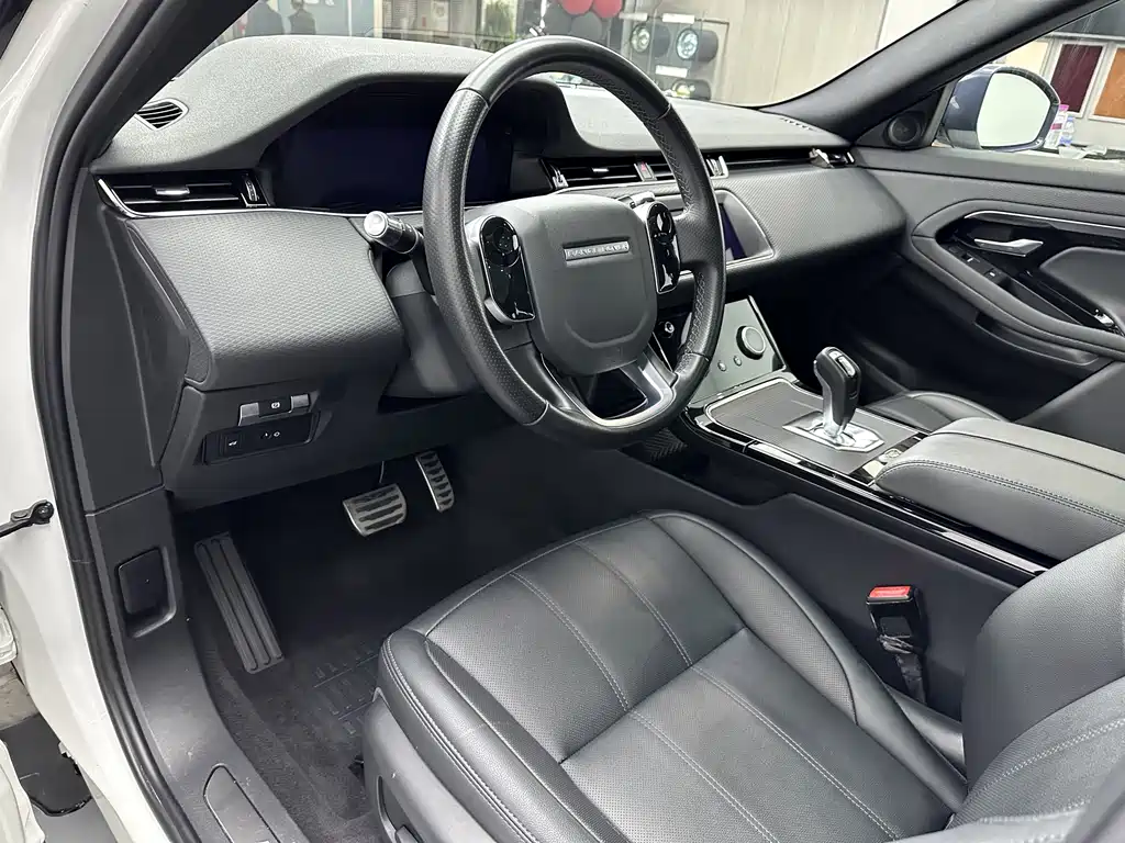Land Rover Evoque — фото 6