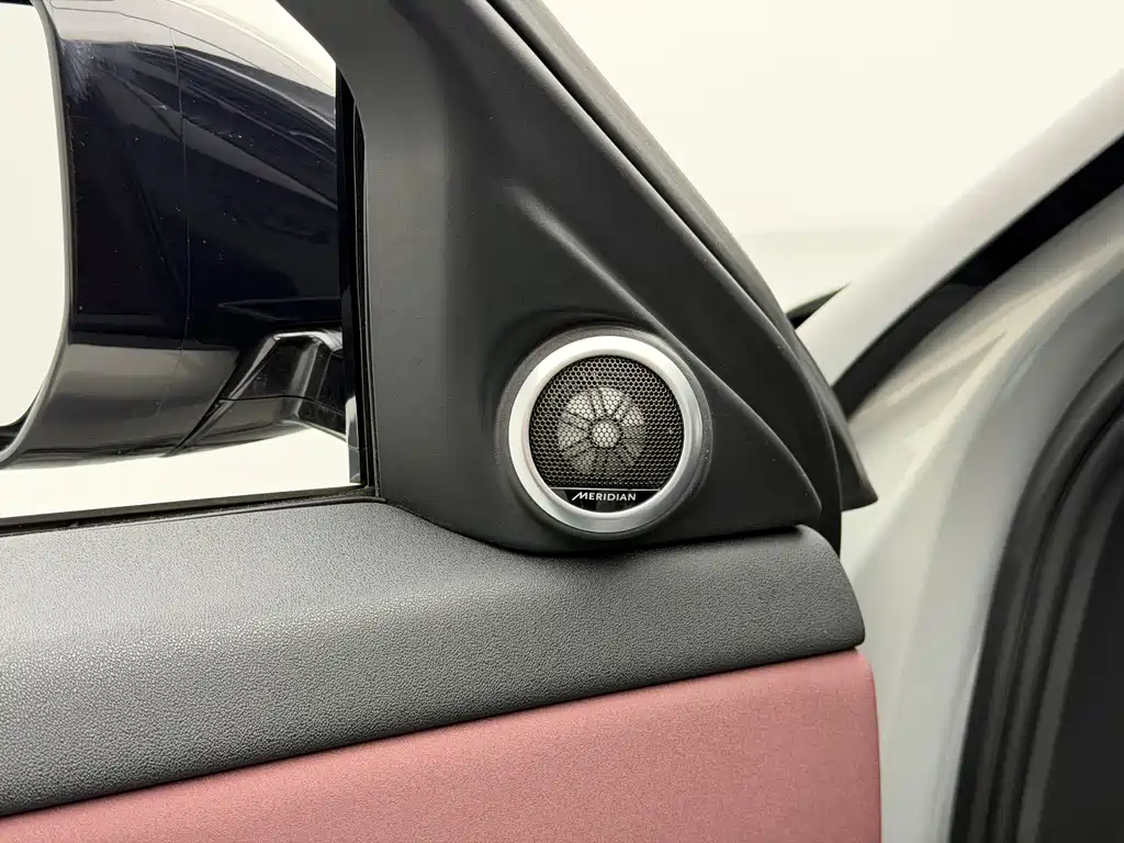 Land Rover Evoque — фото 13