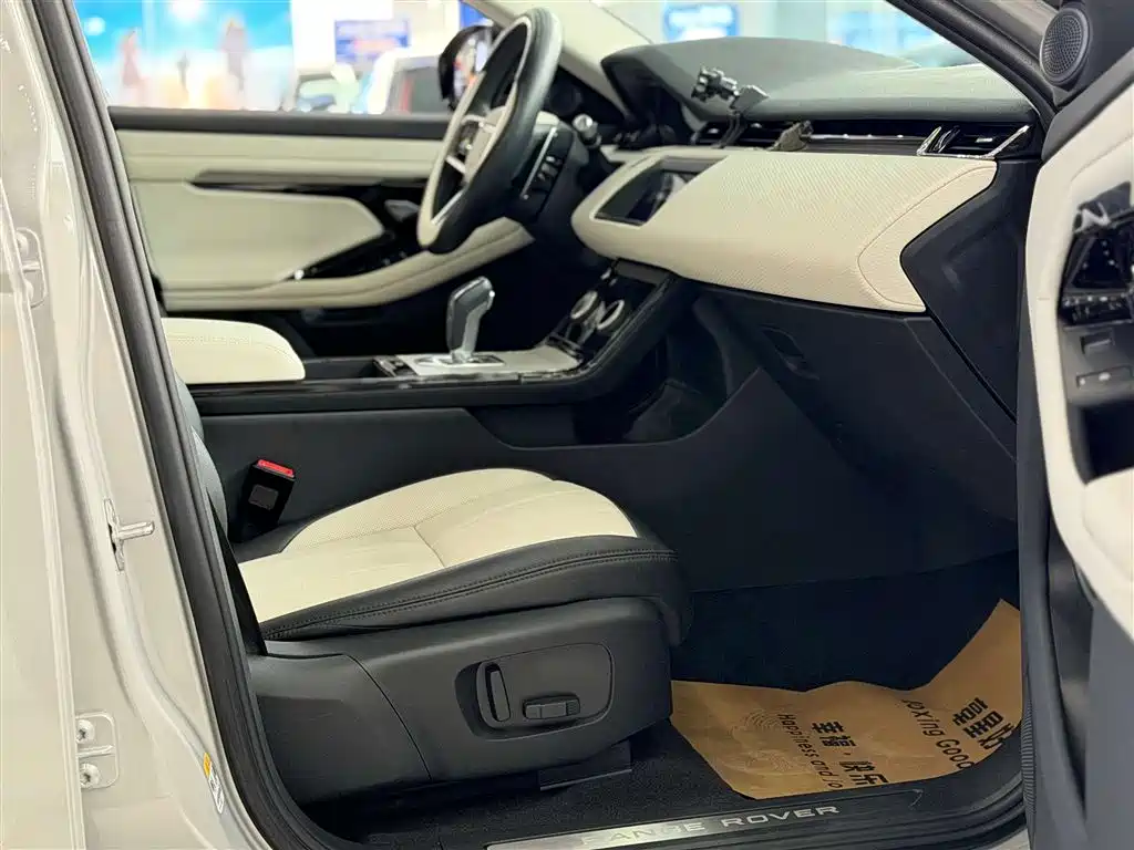 Land Rover Evoque — фото 22