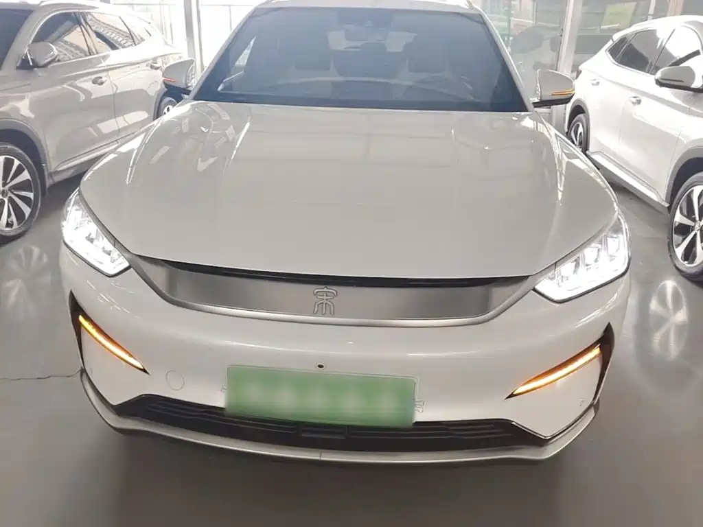 BYD PLUS New Energy — фото 3