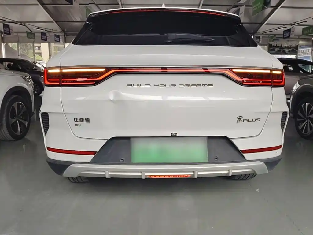 BYD PLUS New Energy — фото 6