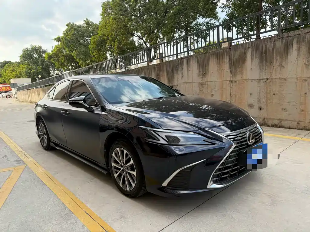 Lexus ES — фото 2