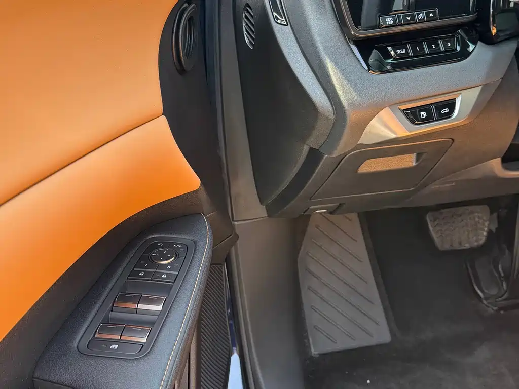 Lexus RX — фото 13