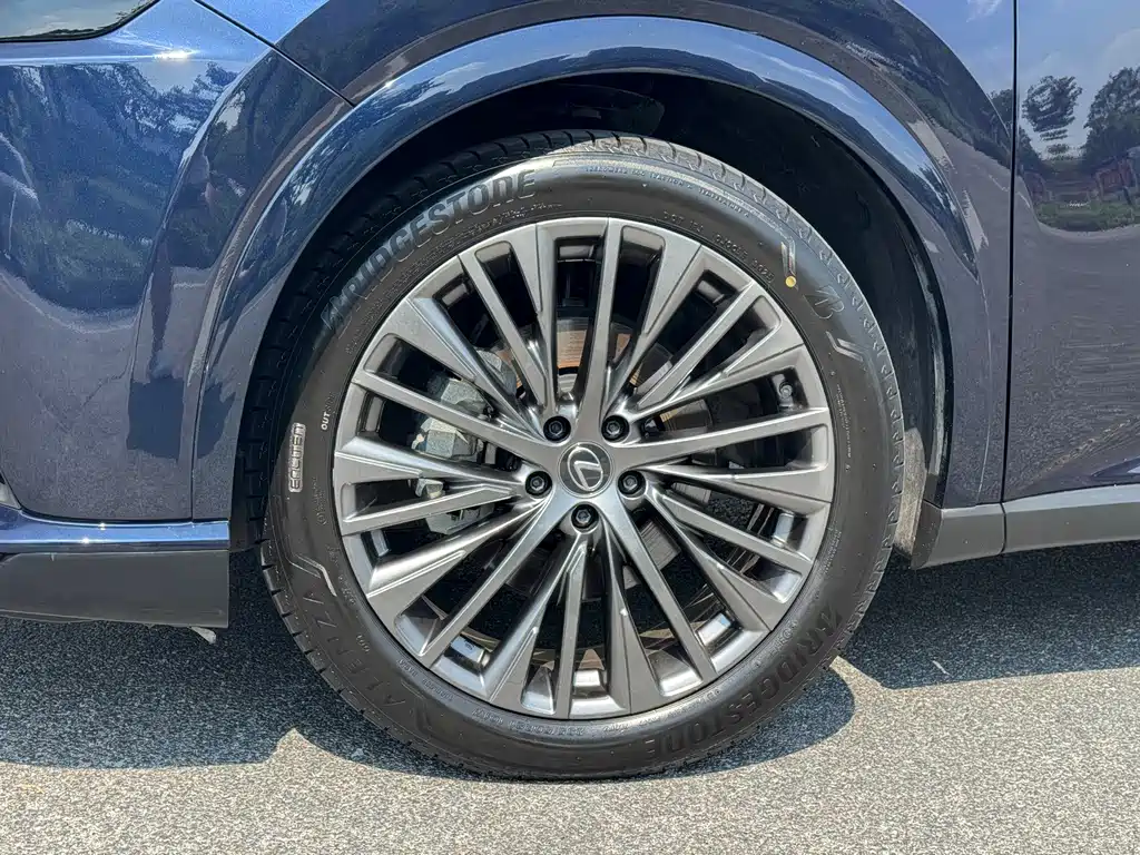 Lexus RX — фото 17