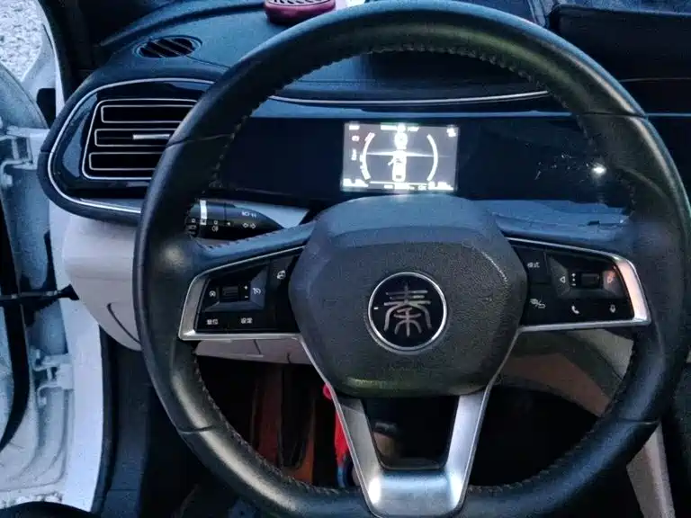BYD Qin PLUS — фото 11