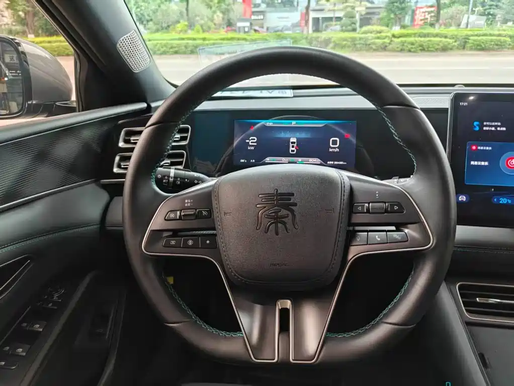 BYD Qin L — фото 11