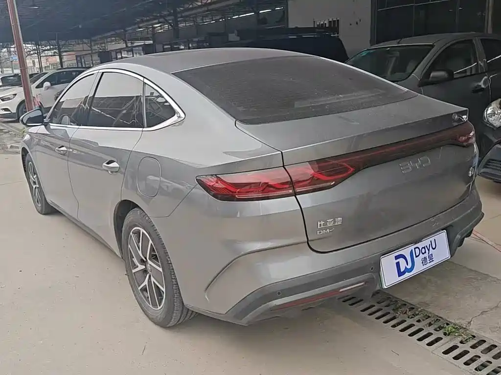BYD Qin L — фото 6