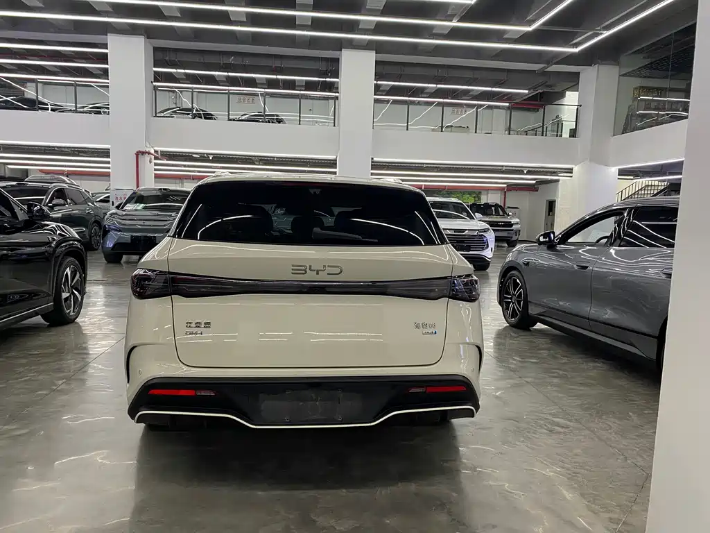 BYD Seal 06 DM-i Touring — фото 4