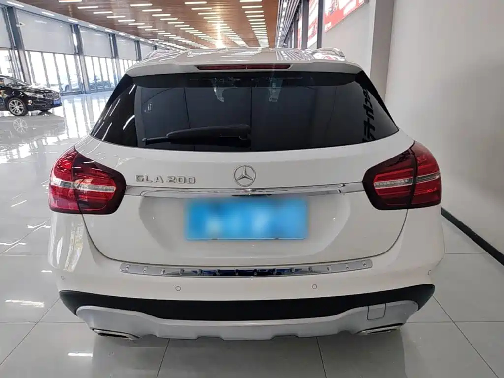 Mercedes-Benz GLA — фото 5