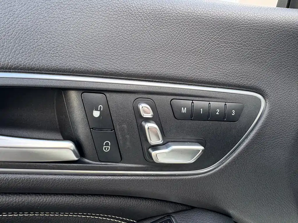 Mercedes-Benz CLA (Import) — фото 18