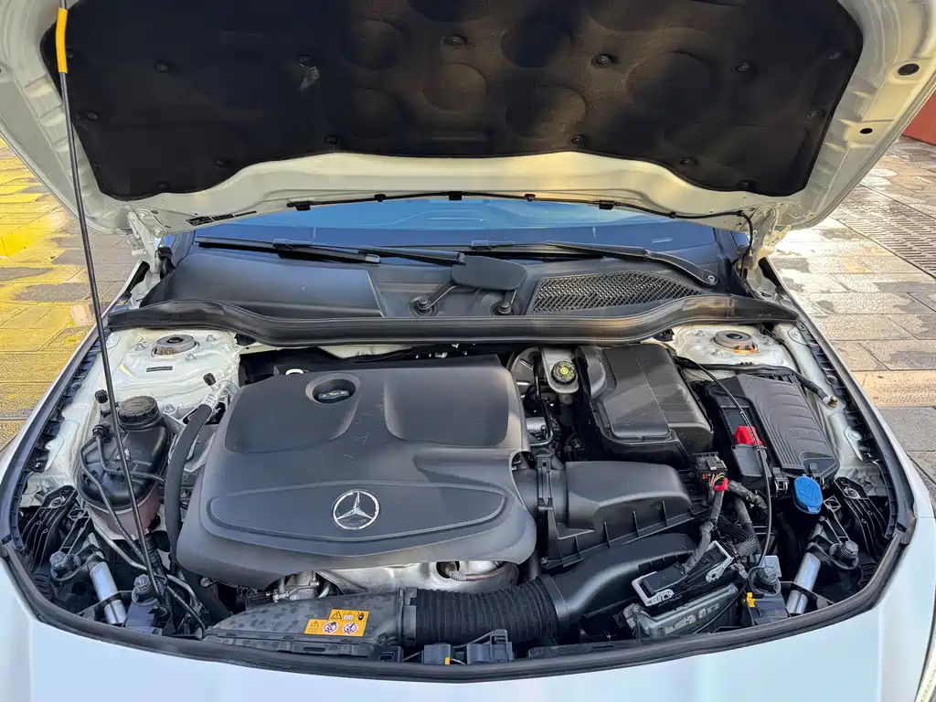 Mercedes-Benz CLA (Import) — фото 33