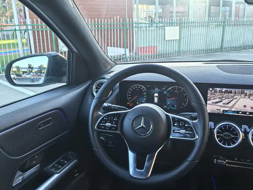 Mercedes-Benz GLA — фото 15