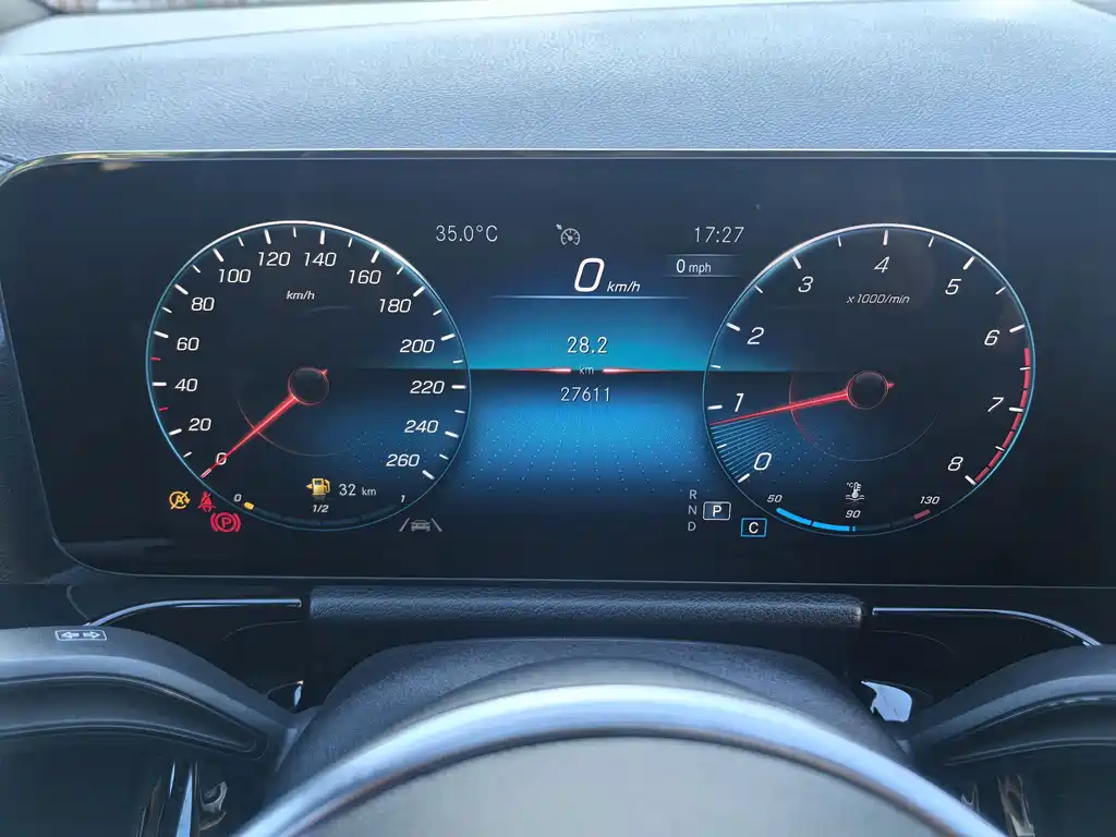 Mercedes-Benz GLA — фото 22