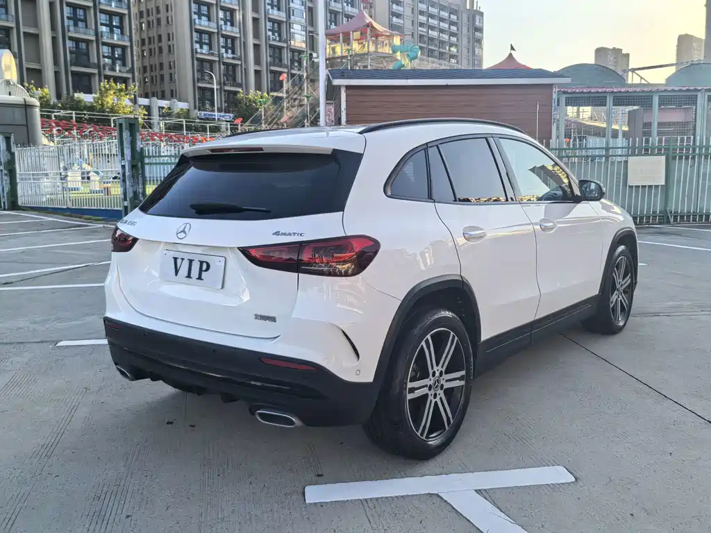 Mercedes-Benz GLA — фото 7